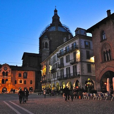 Appartamento Centro Storico Di Павия Экстерьер фото